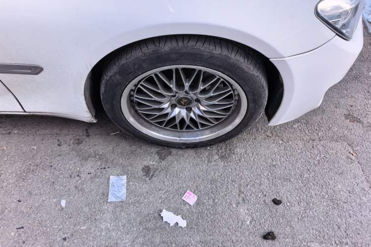 Used BMW 7 Series 2013 730Li Leading Model Right Front Wheel Hub
