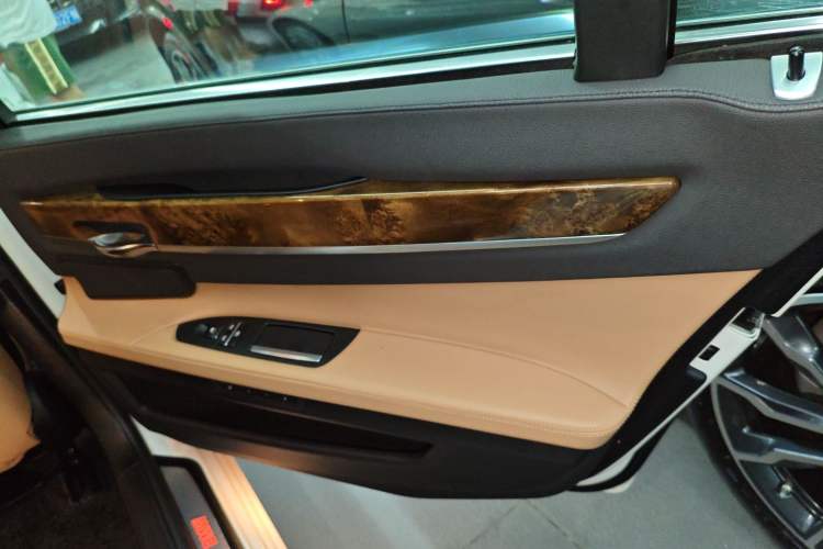 Used BMW 7 Series 2013 740Li Luxury Model Right Rear Door Interior