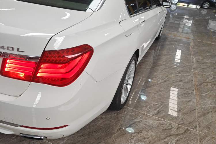 Used BMW 7 Series 2013 740Li Leading Model Right Rear Taillight