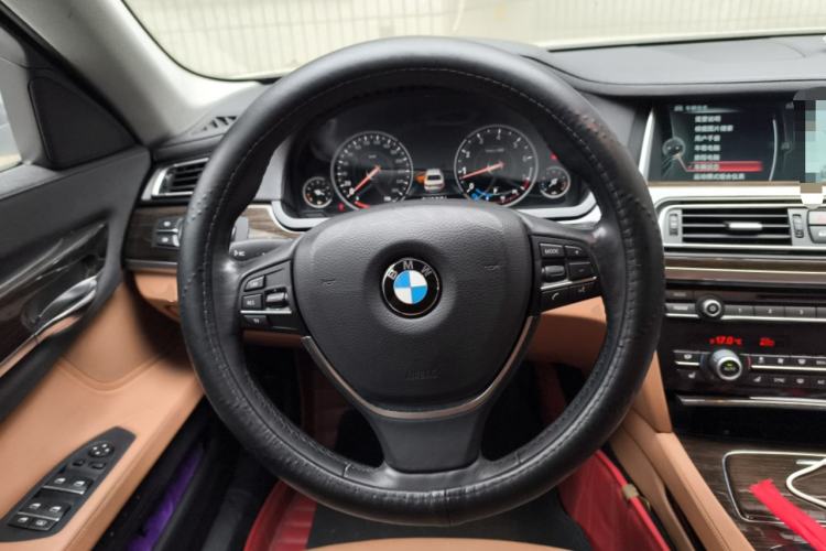 Used BMW 7 Series 2013 730Li Luxury Model Steering Wheel