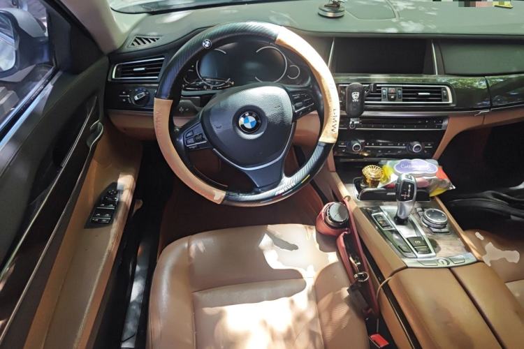 Used BMW 7 Series 2013 730Li Leading Model Steering Wheel