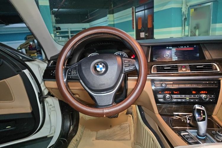 Used BMW 7 Series 2013 730Li Luxury Model Steering Wheel