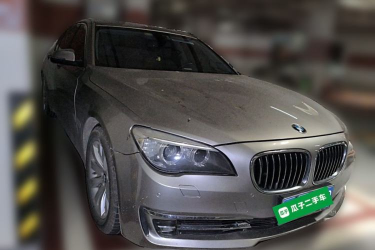 Used BMW 7 Series 2013 730Li Leading Model Front Right 45 Deg