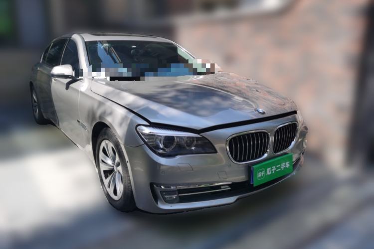 Used BMW 7 Series 2013 730Li Luxury Model Front Right 45 Deg