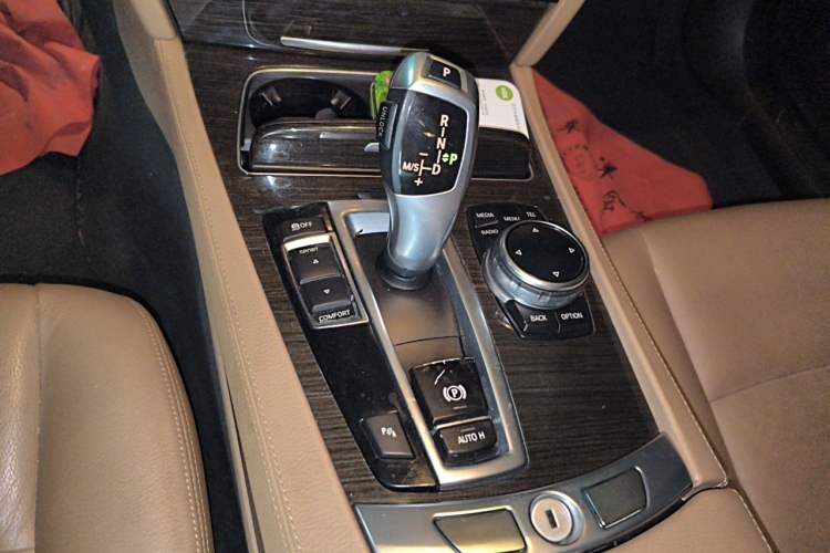 Used BMW 7 Series 2013 730Li Leading Model Gear Lever