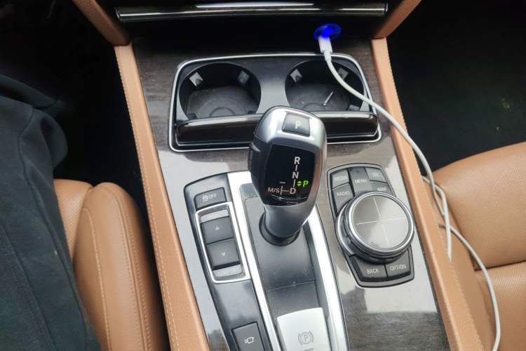 Used BMW 7 Series 2013 730Li Luxury Model Gear Lever