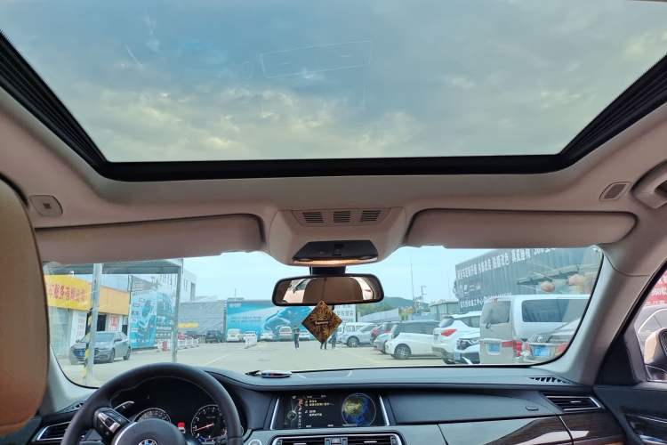 Used BMW 7 Series 2013 730Li Leading Model Headliner