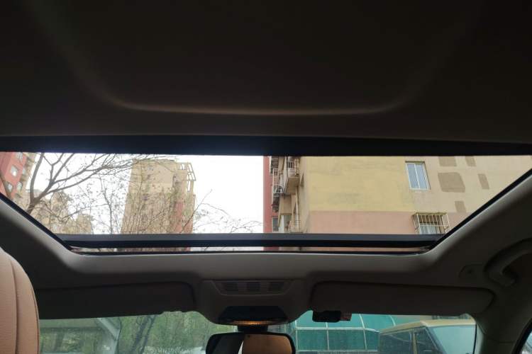 Used BMW 7 Series 2013 730Li Luxury Model Headliner