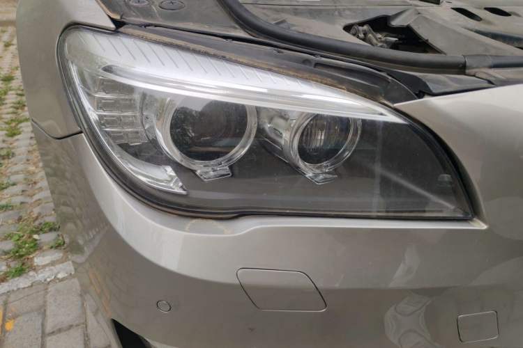 Used BMW 7 Series 2013 730Li Luxury Model Right Front Headlight