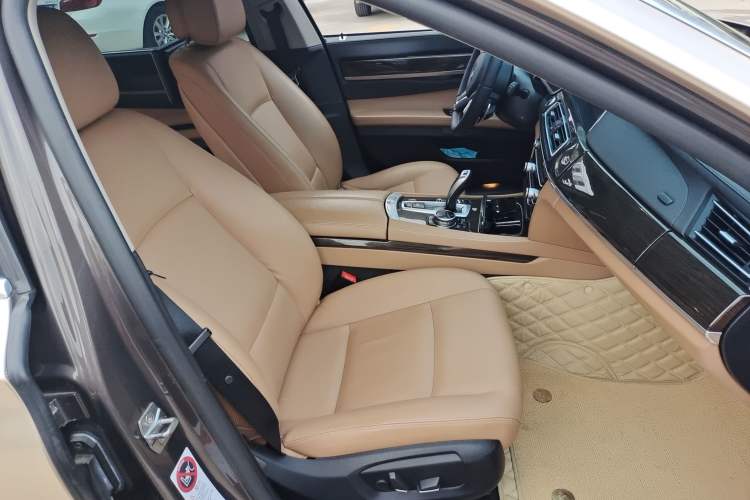 Used BMW 7 Series 2013 730Li Leading Model Right Front Seat