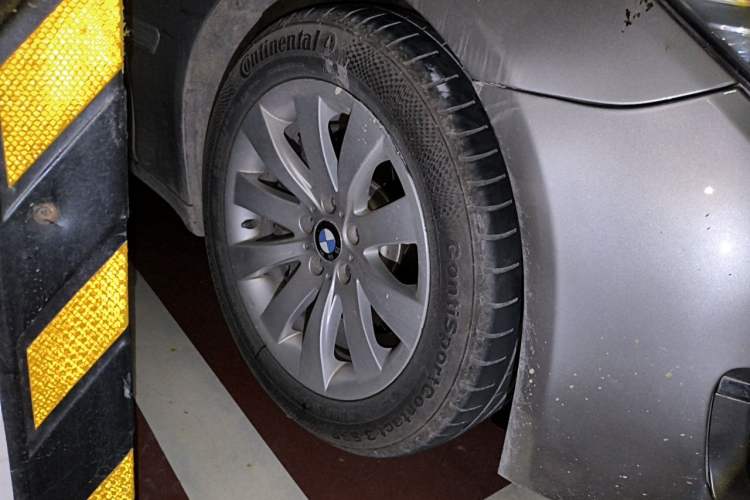 Used BMW 7 Series 2013 730Li Leading Model Right Front Wheel Hub