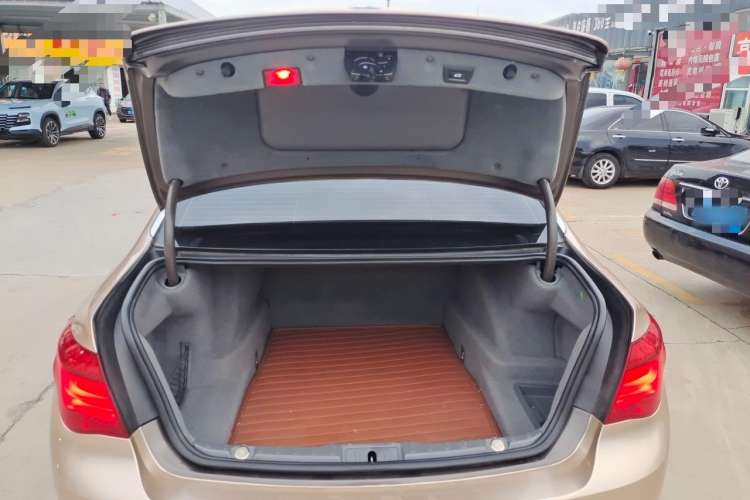 Used BMW 7 Series 2013 730Li Leading Model Trunk