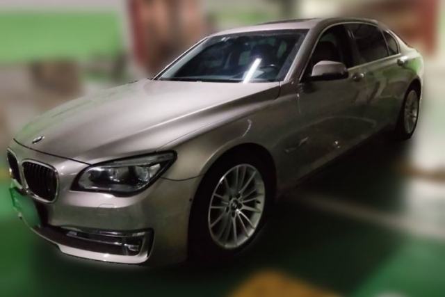 Ojetý BMW 7 Series 2013 740Li Luxury Model