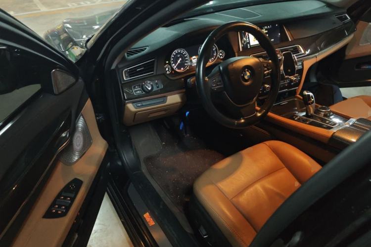 Used BMW 7 Series 2014 730Li Premium Edition Driver Seat