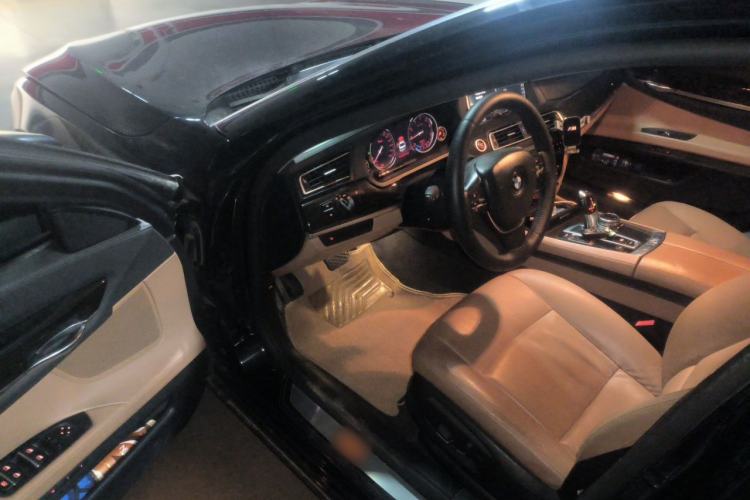 Used BMW 7 Series 2014 730Li Premium Edition Driver Seat