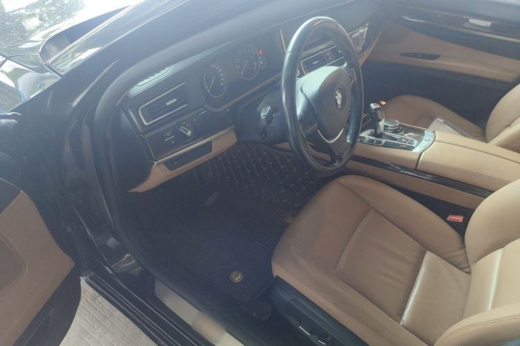 Used BMW 7 Series 2014 730Li Premium Edition Driver Seat