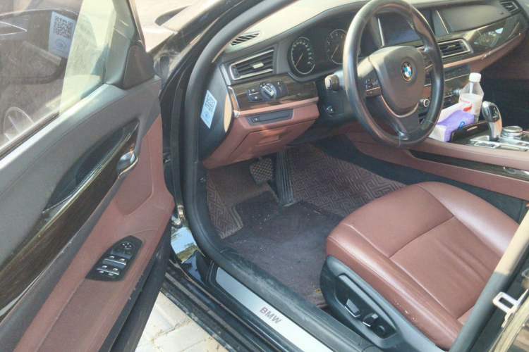 Used BMW 7 Series 2014 730Li Premium Edition Driver Seat
