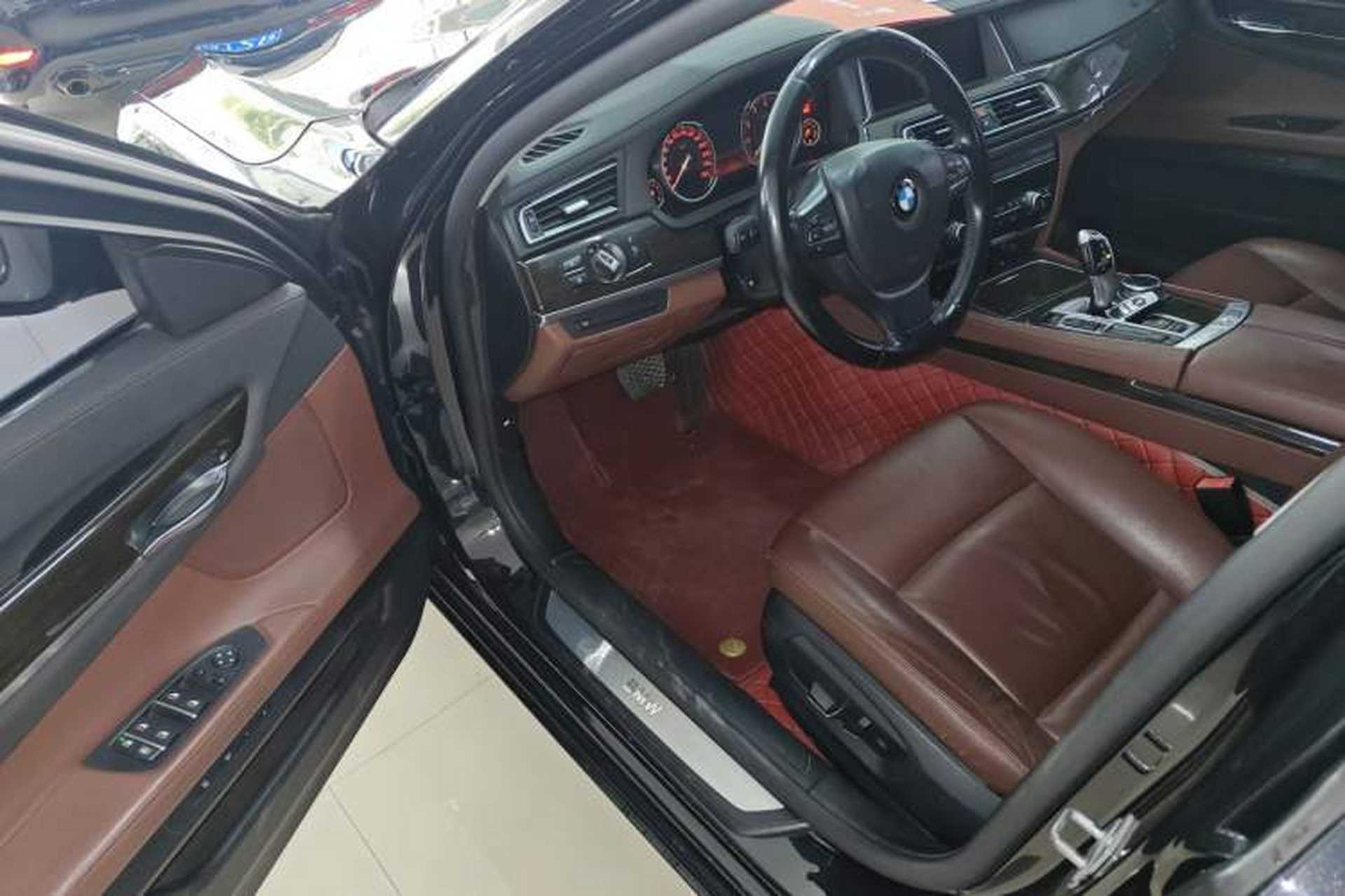 Used BMW 7 Series 2014 730Li Premium Edition Driver Seat