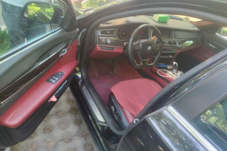 Used BMW 7 Series 2014 730Li Premium Edition Driver Seat