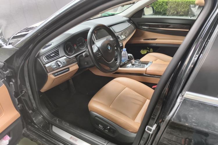 Used BMW 7 Series 2014 730Li Premium Edition Driver Seat