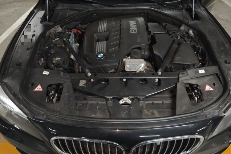 Used BMW 7 Series 2014 730Li Premium Edition Engine Bay