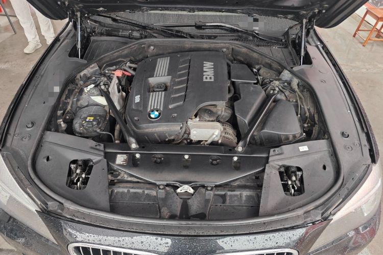 Used BMW 7 Series 2014 730Li Premium Edition Engine Bay