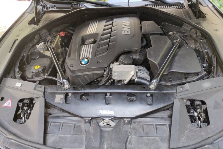 Used BMW 7 Series 2014 730Li Premium Edition Engine Bay