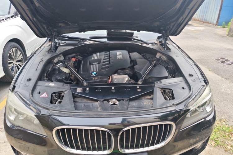 Used BMW 7 Series 2014 730Li Premium Edition Engine Bay