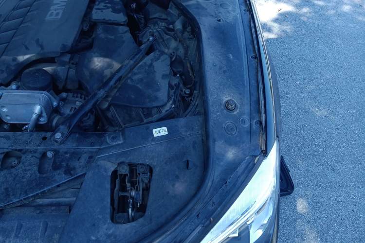 Used BMW 7 Series 2014 730Li Premium Edition Engine Bay Left