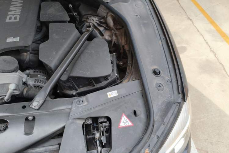 Used BMW 7 Series 2014 730Li Premium Edition Engine Bay Left