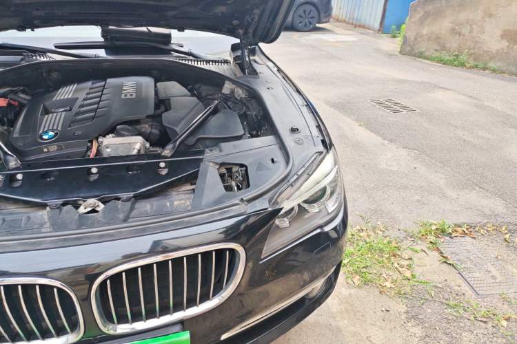 Used BMW 7 Series 2014 730Li Premium Edition Engine Bay Left