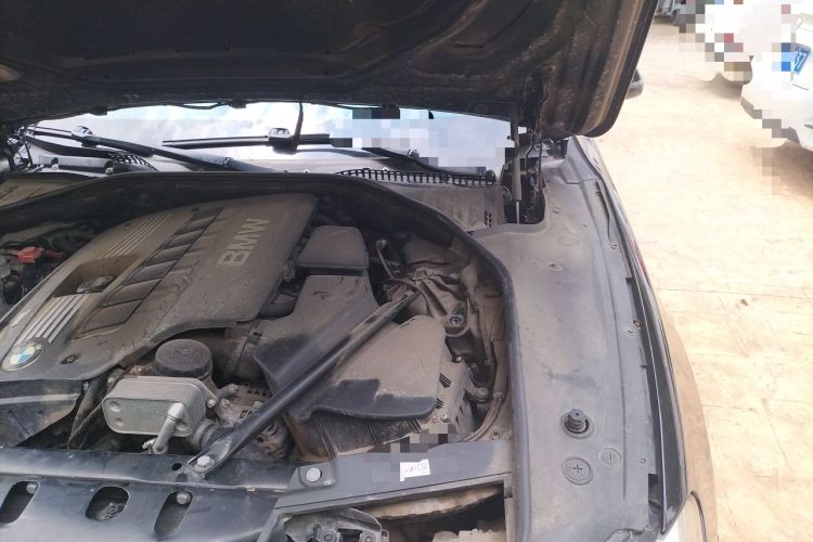 Used BMW 7 Series 2014 730Li Premium Edition Engine Bay Left