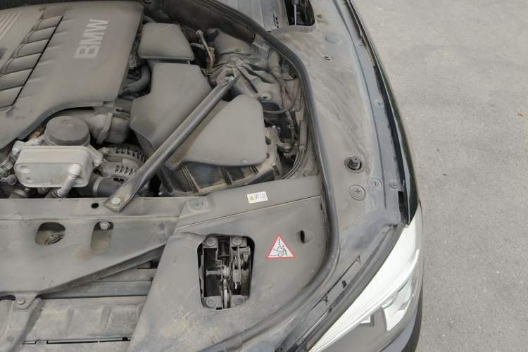 Used BMW 7 Series 2014 730Li Premium Edition Engine Bay Left