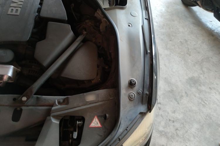 Used BMW 7 Series 2014 730Li Premium Edition Engine Bay Left