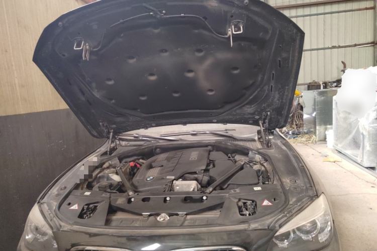 Used BMW 7 Series 2014 730Li Premium Edition Engine Bay