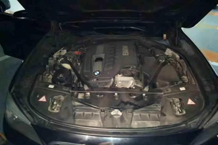 Used BMW 7 Series 2014 730Li Premium Edition Engine Bay