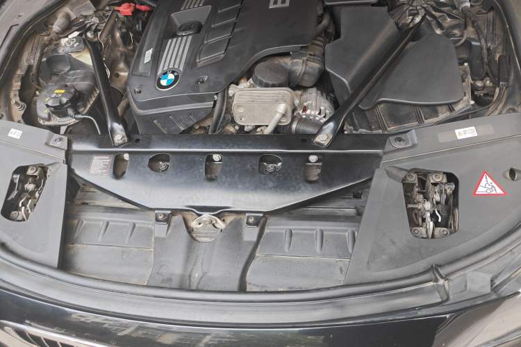 Used BMW 7 Series 2014 730Li Premium Edition Engine Bay