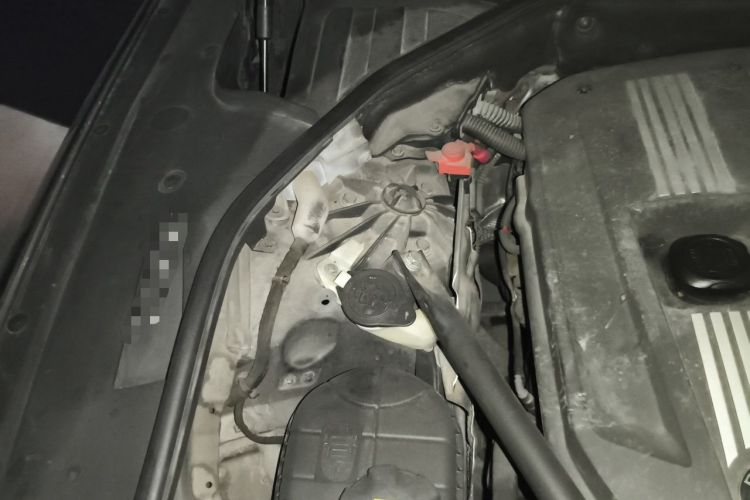 Used BMW 7 Series 2014 730Li Premium Edition Engine Bay Right