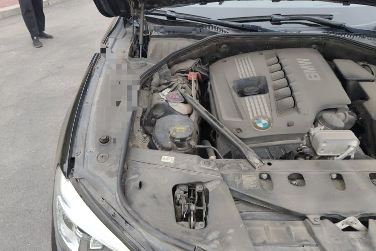 Used BMW 7 Series 2014 730Li Premium Edition Engine Bay Right