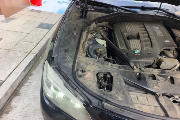Used BMW 7 Series 2014 730Li Premium Edition Engine Bay Right
