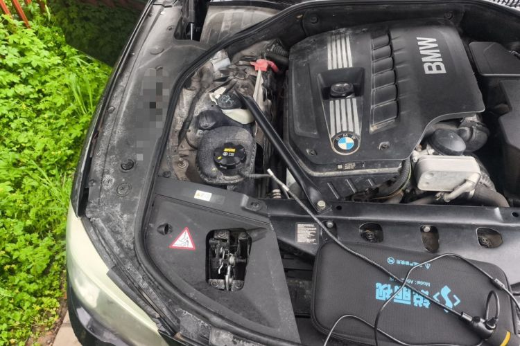 Used BMW 7 Series 2014 730Li Premium Edition Engine Bay Right