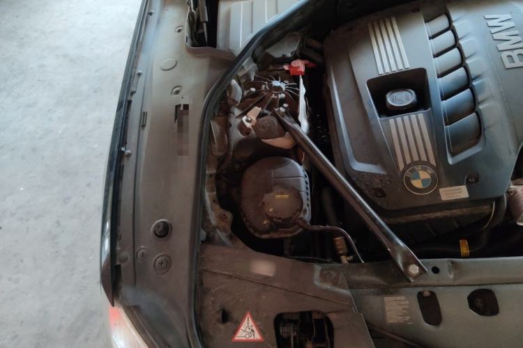 Used BMW 7 Series 2014 730Li Premium Edition Engine Bay Right