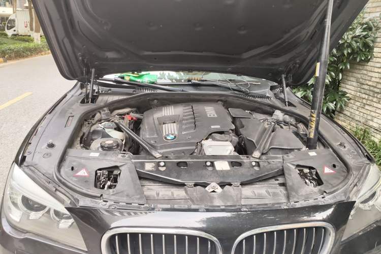Used BMW 7 Series 2014 730Li Premium Edition Engine Bay