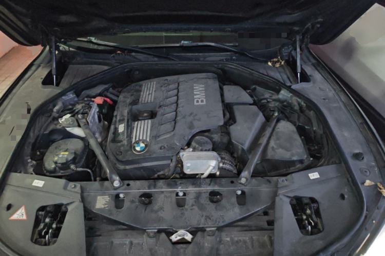 Used BMW 7 Series 2014 730Li Premium Edition Engine Bay