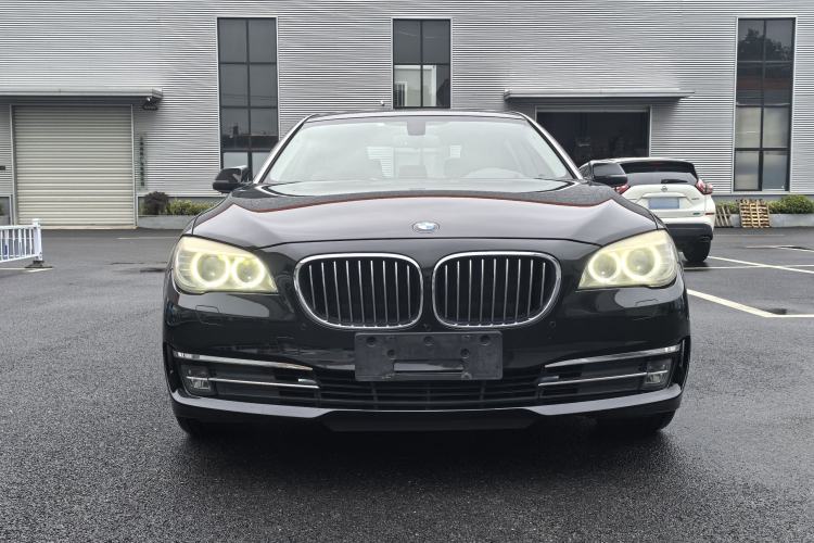 Used BMW 7 Series 2014 730Li Premium Edition Exterior 1