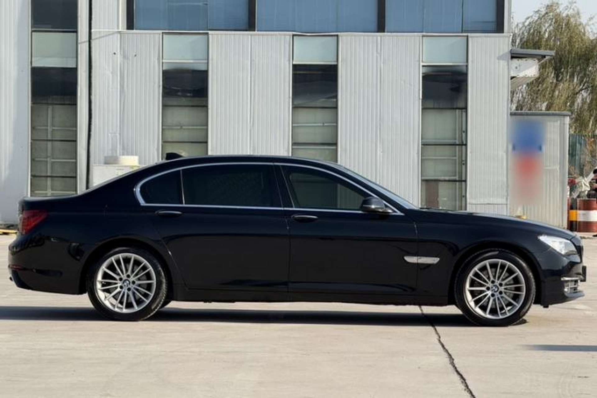 Used BMW 7 Series 2014 730Li Premium Edition Exterior 12