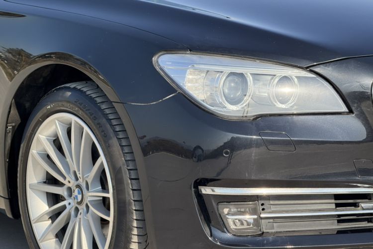 Used BMW 7 Series 2014 730Li Premium Edition Exterior 14