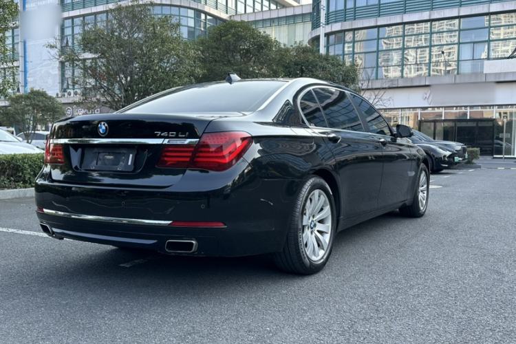 Used BMW 7 Series 2014 730Li Premium Edition Exterior 3