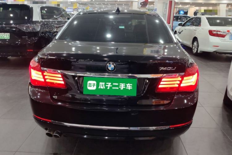Used BMW 7 Series 2014 730Li Premium Edition Exterior 4