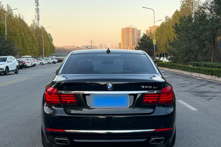 Used BMW 7 Series 2014 730Li Premium Edition Exterior 4